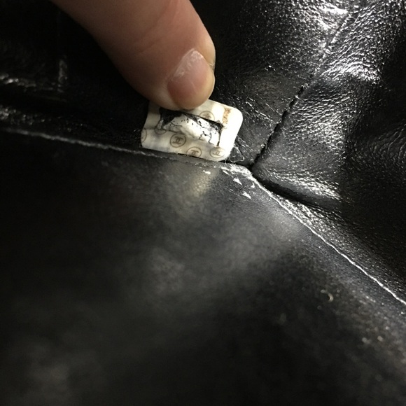 Authentic CHANEL Matelasse tote bag black caviar leather - Picture 16 of 16